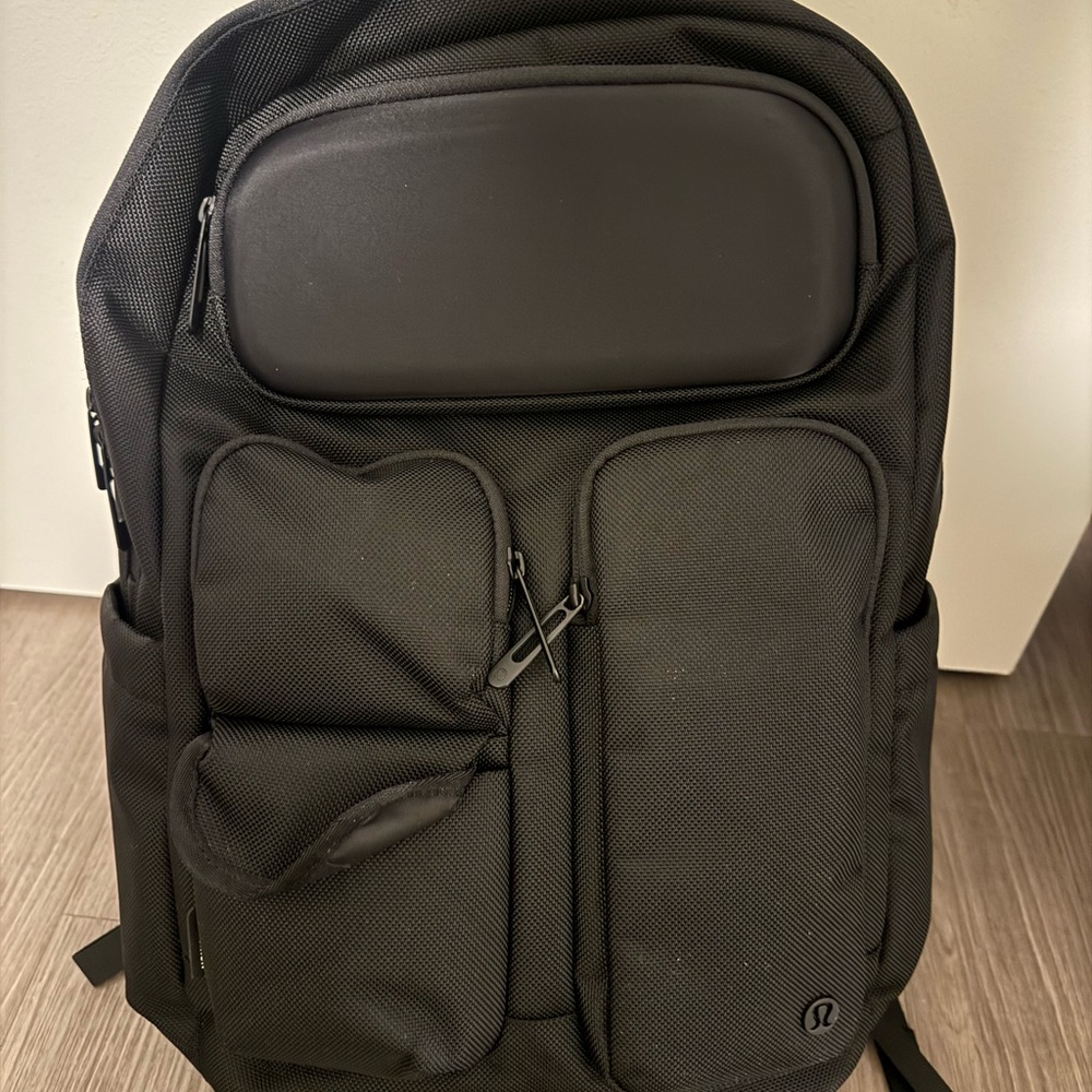 lululemon athletica Black Cruiser Backpack